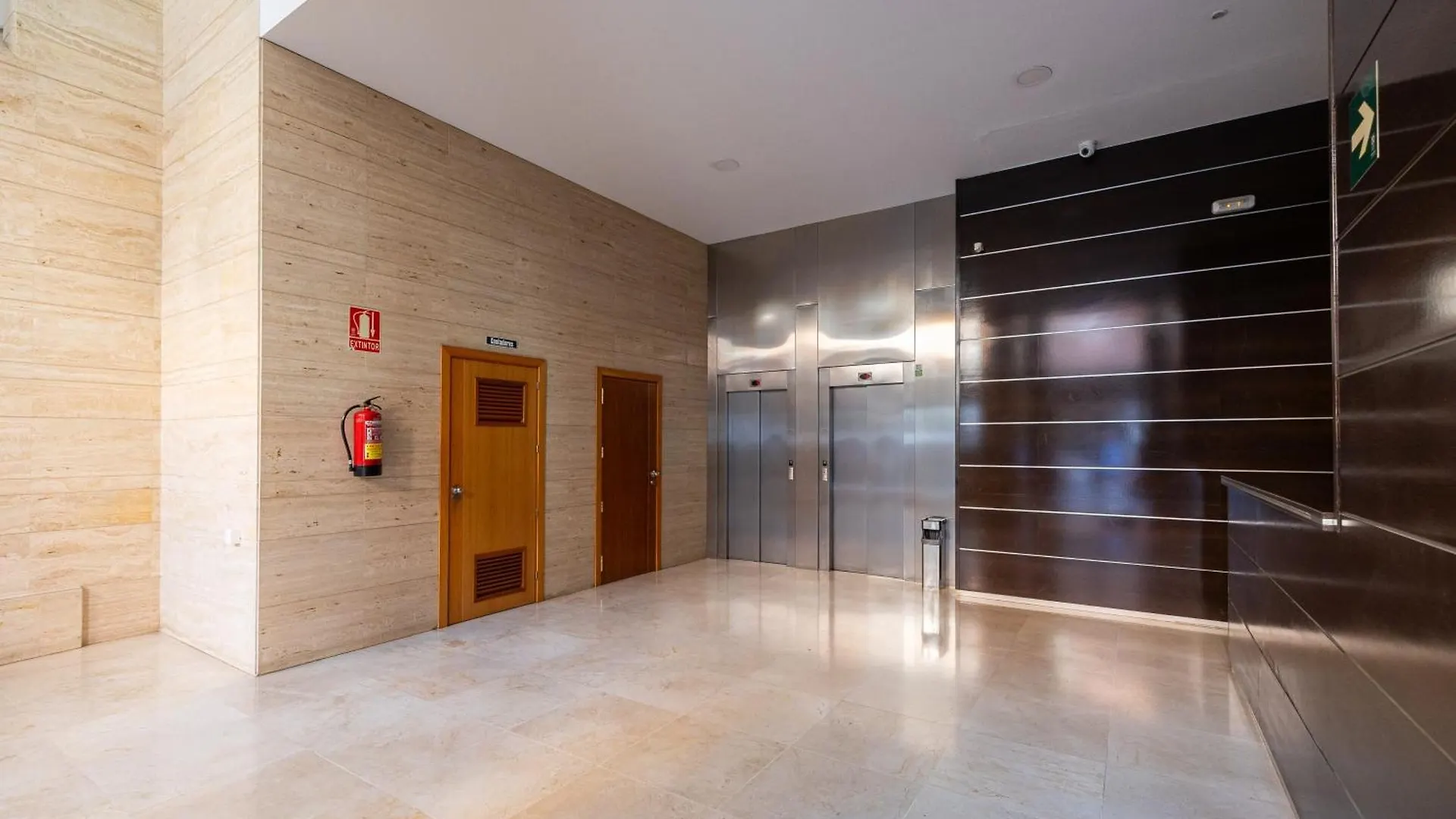 Holidays2Malaga Eslava High Speed Wifi 0*, Malaga