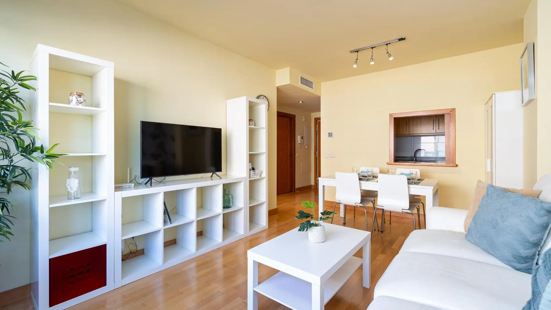 Holidays2Malaga Eslava High Speed Wifi Malaga