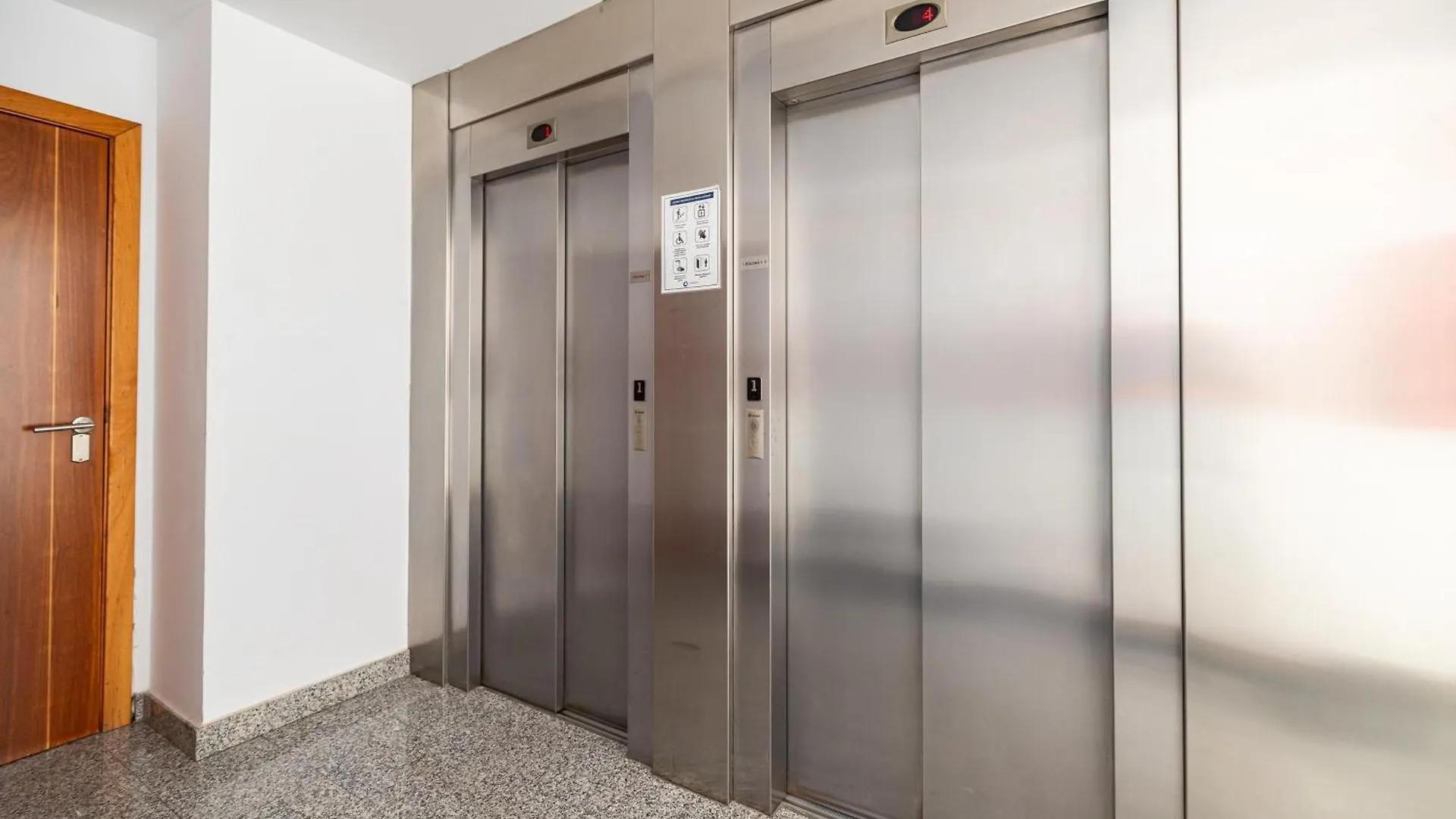 Holidays2Malaga Eslava High Speed Wifi Apartment